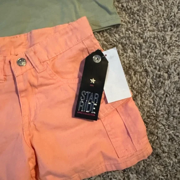 Girl's Long Sleeve 6/7 Small Mushroom Tee and Size 6 Star Ride Pink Cargo Shorts - Picture 4 of 7